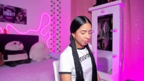 VICTORIA 3 online show from 10.21.25