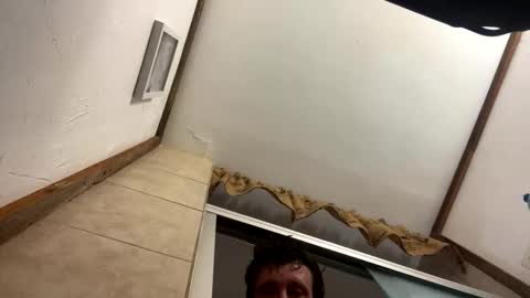 vicrobertson595 online show from 04.12.26