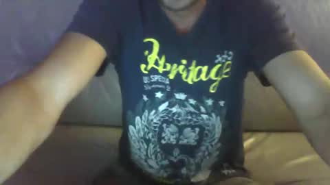 Snapshot of victor_1486 chatting on 09.19.25 victor_1486 online show from 09.19.25