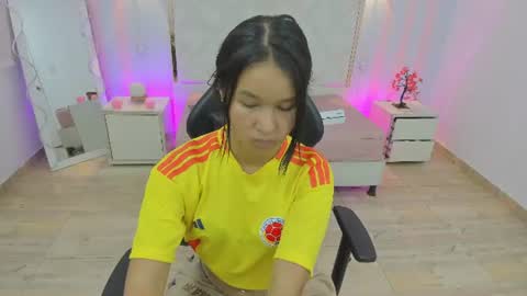 victoria1_tay online show from 06.12.26