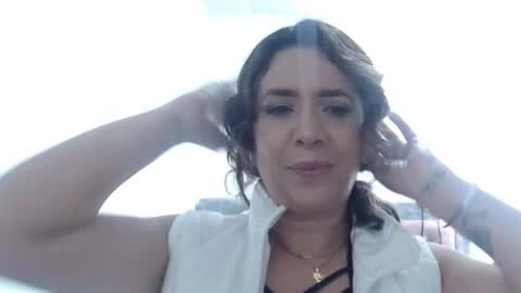Hi guys   Im victoria  Be the one who can control me in PVT online show from 06.10.26