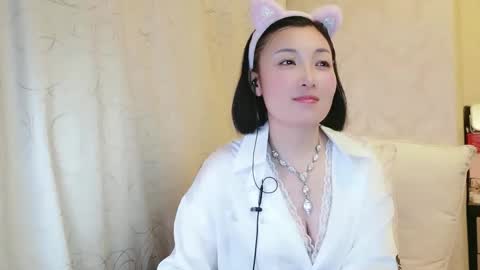 Snapshot of victoria991 chatting on 02.11.26 victoria991 online show from 02.11.26