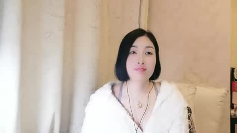 Snapshot of victoria991 chatting on 04.13.26 victoria991 online show from 04.13.26