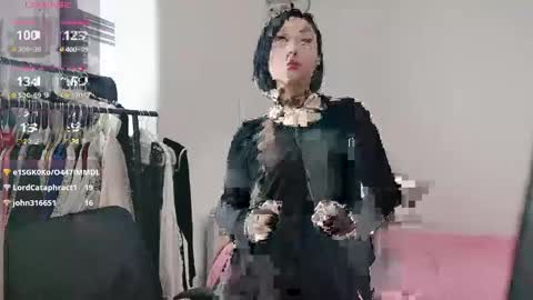 Snapshot of victoria991 chatting on 04.16.26 victoria991 online show from 04.16.26