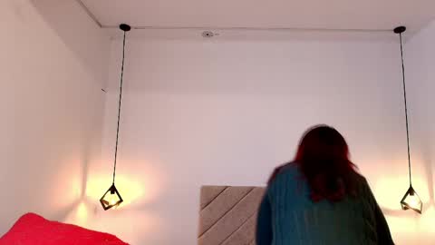 Snapshot of victoria_adamns chatting on 05.15.26 V I C T O R I A online show from 05.15.26