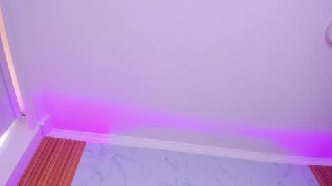  Victoria Lozano  online show from 12.11.24