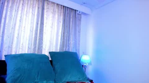 Victoria online show from 05.05.26