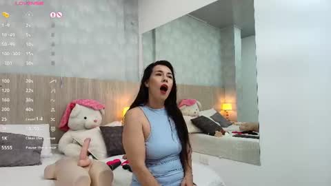 Snapshot of victoria_pachon chatting on 07.27.26 victoria_pachon online show from 07.27.26