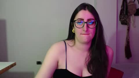 Victoria online show from 04.08.26