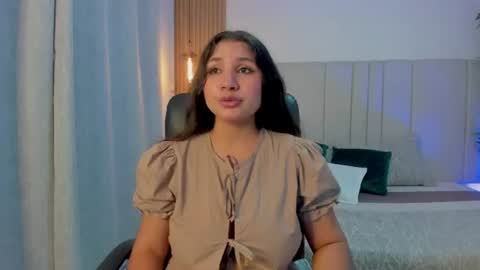 VICTORIA  online show from 06.12.26