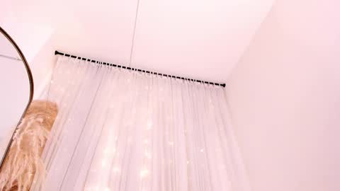 victoria  online show from 03.21.26