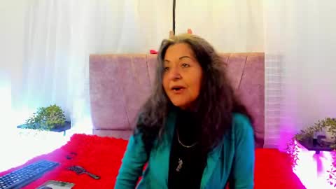 victoriaa_anderson_ online show from 06.16.26