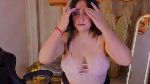 Vicky  online show from 07.04.26