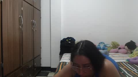 Snapshot of victoriaa_silva chatting on 05.17.26 Victoria Silva online show from 05.17.26