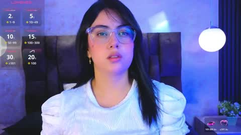 Snapshot of victoriaandrade chatting on 05.05.26 Victoria Andrade online show from 05.05.26