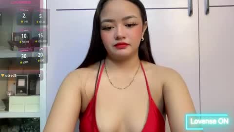 Snapshot of victoriaharper2 chatting on 06.19.26 Victoria Harper online show from 06.19.26