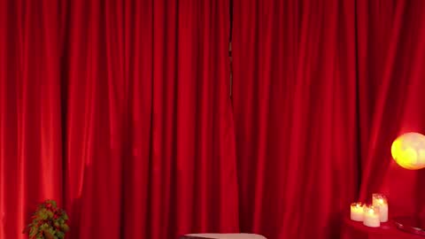 VictoriaNova online show from 03.27.26