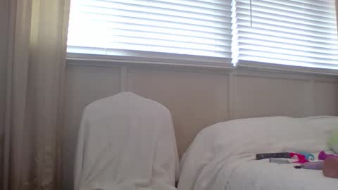 victoriasuave online show from 03.17.26