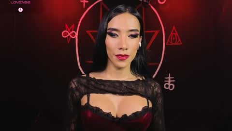 Victoria Vampire online show from 05.05.26