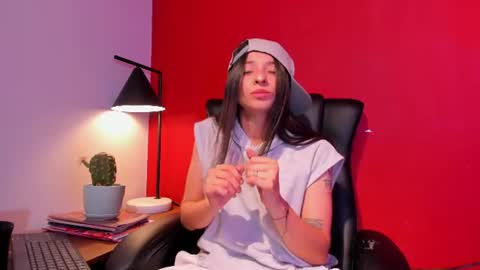 victoriazaenz online show from 07.24.26