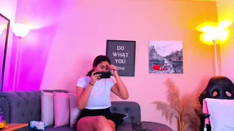 Snapshot of victoriazans chatting on 02.17.26 Victoriazans online show from 02.17.26