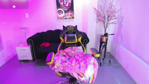 Victoria.  online show from 05.17.26