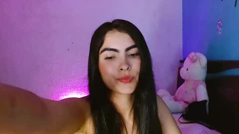 victoriia_henao_ online show from 03.05.26