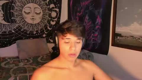 Snapshot of victorino_jhonson chatting on 12.10.24 Victorino Jhonson online show from 12.10.24