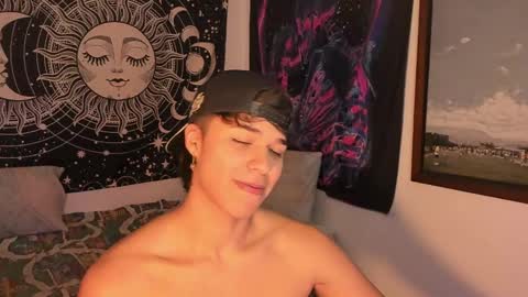 Snapshot of victorino_jhonson chatting on 12.11.24 Victorino Jhonson online show from 12.11.24