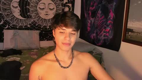 Snapshot of victorino_jhonson chatting on 12.25.24 Victorino Jhonson online show from 12.25.24