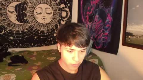 Snapshot of victorino_jhonson chatting on 01.15.25 Victorino Jhonson online show from 01.15.25