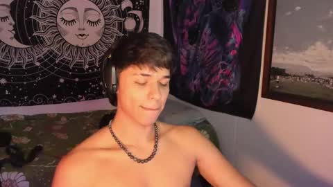 Snapshot of victorino_jhonson chatting on 01.17.25 Victorino Jhonson online show from 01.17.25