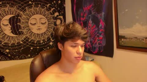 Snapshot of victorino_jhonson chatting on 11.25.25 Victorino Jhonson online show from 11.25.25