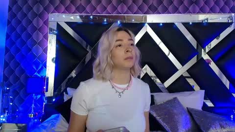 victtoria lee online show from 04.25.26
