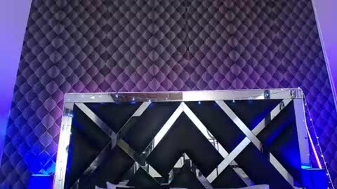 victtoria lee online show from 07.04.26