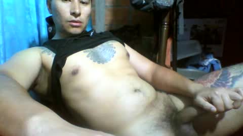 Snapshot of viernes1010 chatting on 07.21.26 viernes1010 online show from 07.21.26