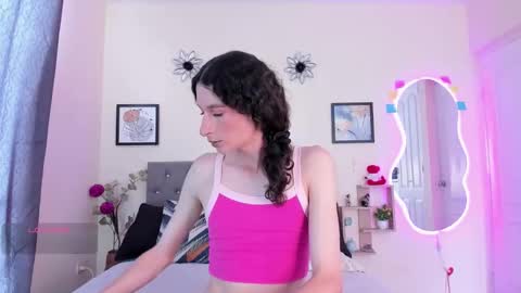 Violet online show from 11.02.25