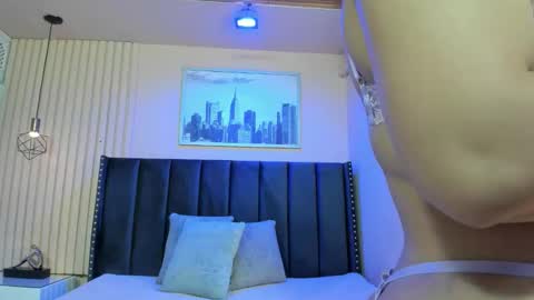 Viiolett online show from 02.03.26