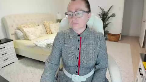Ukrainian-woman online show from 05.09.26
