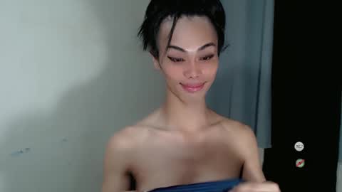 Snapshot of vikkylustfull chatting on 01.23.25 vikkylustfull online show from 01.23.25