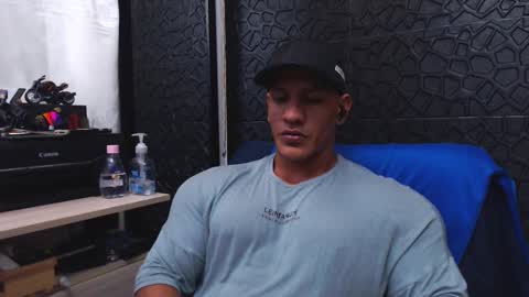 Viktor Herrera online show from 09.20.25