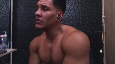 Viktor Herrera online show from 10.09.25