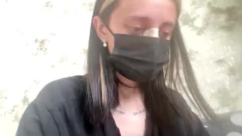 Snapshot of viktoria9898 chatting on 04.28.26 Sweett online show from 04.28.26