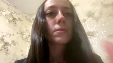 Snapshot of viktoria9898 chatting on 05.14.26 Sweett online show from 05.14.26