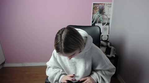 Snapshot of viktoria_lovely chatting on 01.14.25 viktoria_lovely online show from 01.14.25