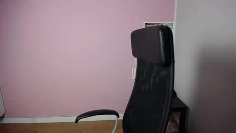 Snapshot of viktoria_lovely chatting on 09.22.25 viktoria_lovely online show from 09.22.25