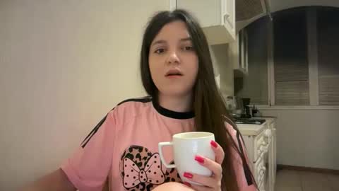 Viktoria Most online show from 11.28.25