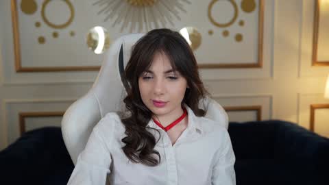 Snapshot of viktoria_storm chatting on 01.22.25 Alisa online show from 01.22.25