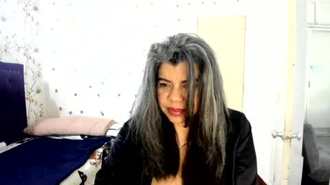 VIKY ADAMS online show from 07.06.26
