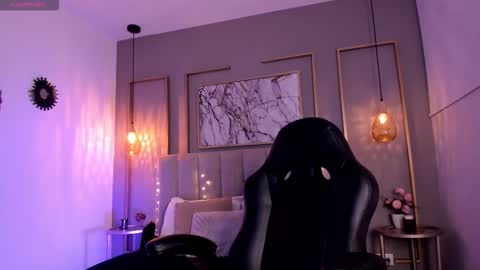 Victoria online show from 03.27.26